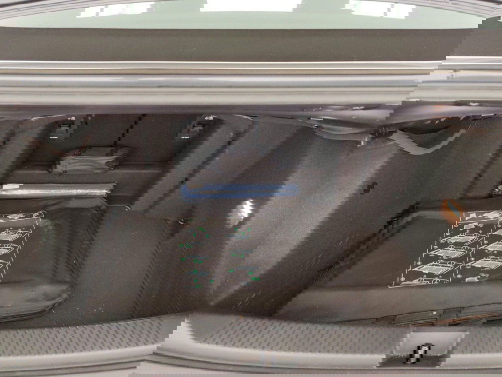 Volkswagen T-Roc Cabrio usata a Massa-Carrara (17)