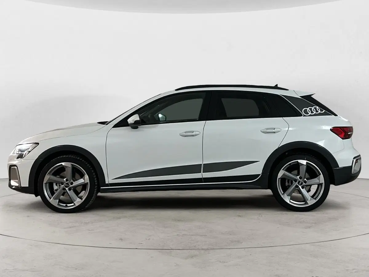 Audi A3 allstreet usata a Caserta (5)