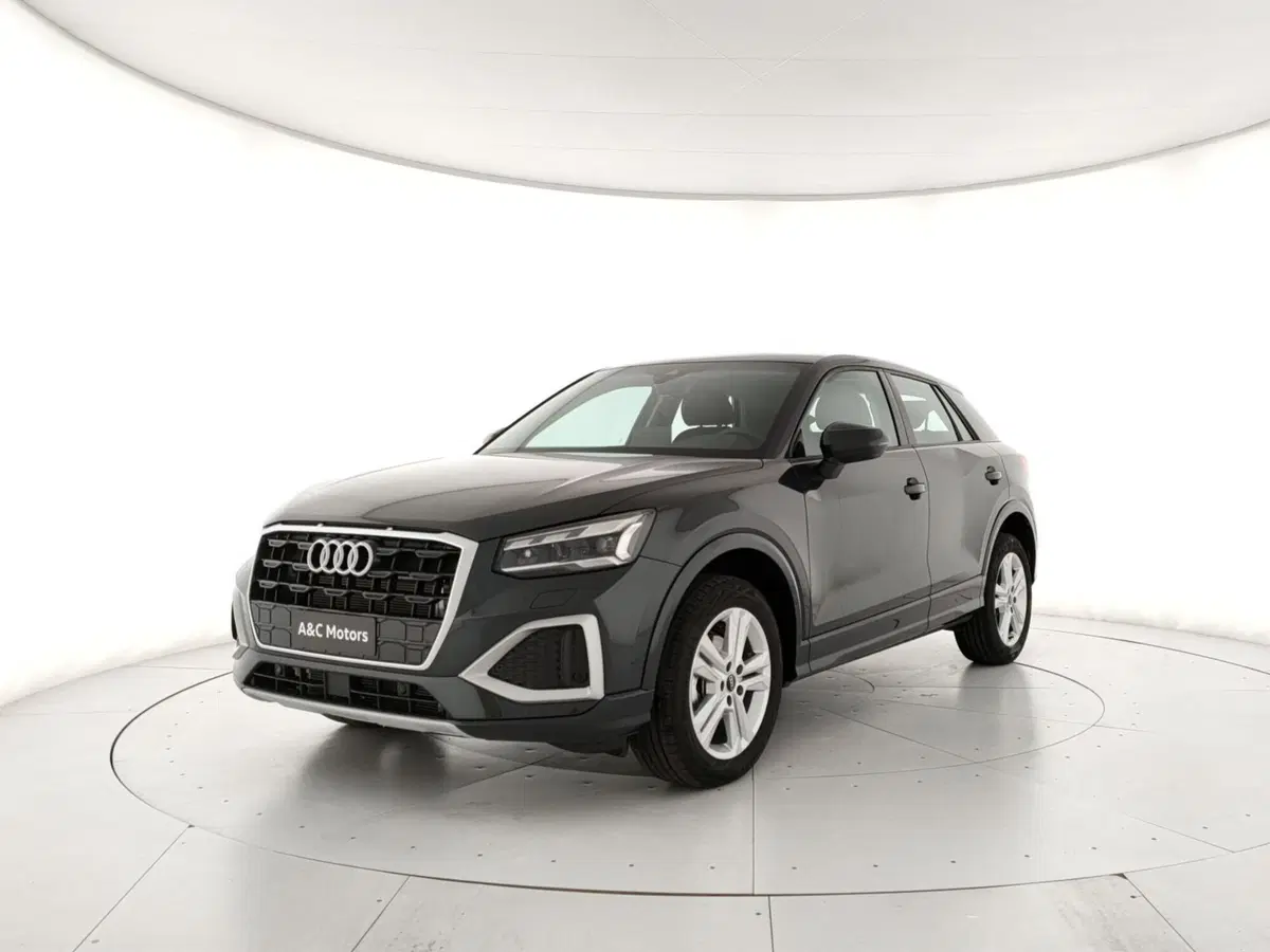 Audi Q2 nuova a Napoli