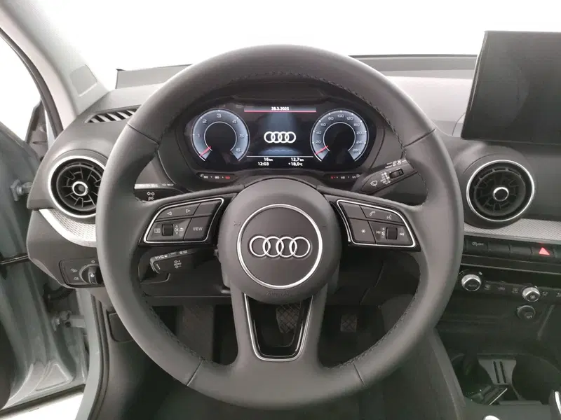 Audi Q2 nuova a Napoli (12)