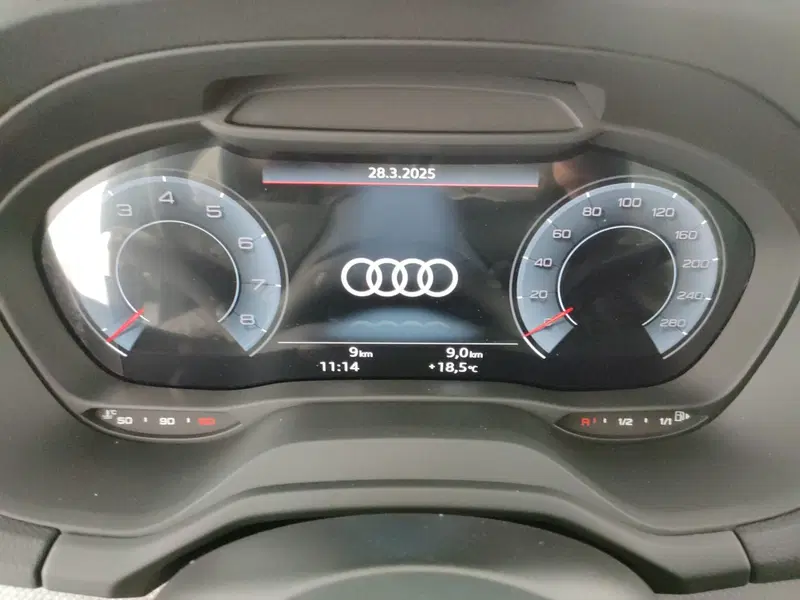 Audi Q2 nuova a Napoli (13)
