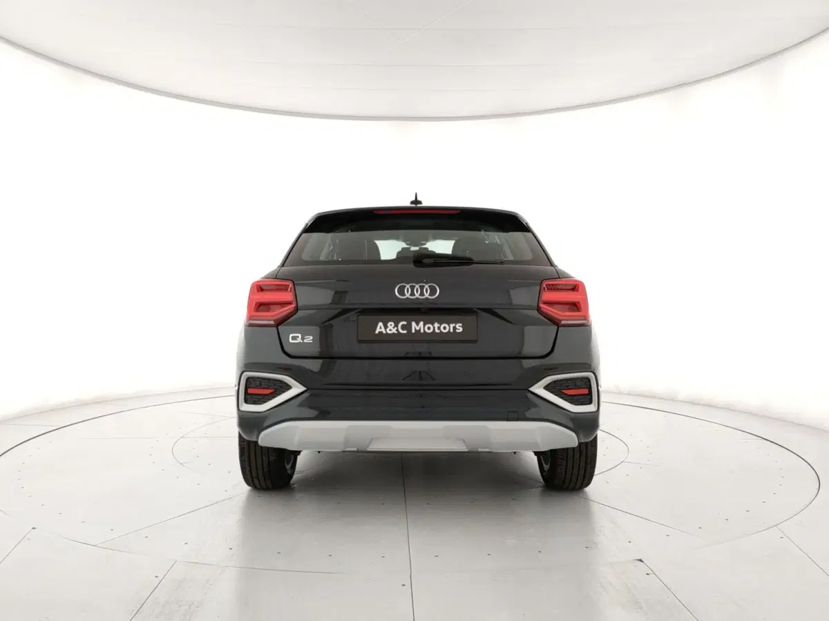 Audi Q2 nuova a Napoli (5)