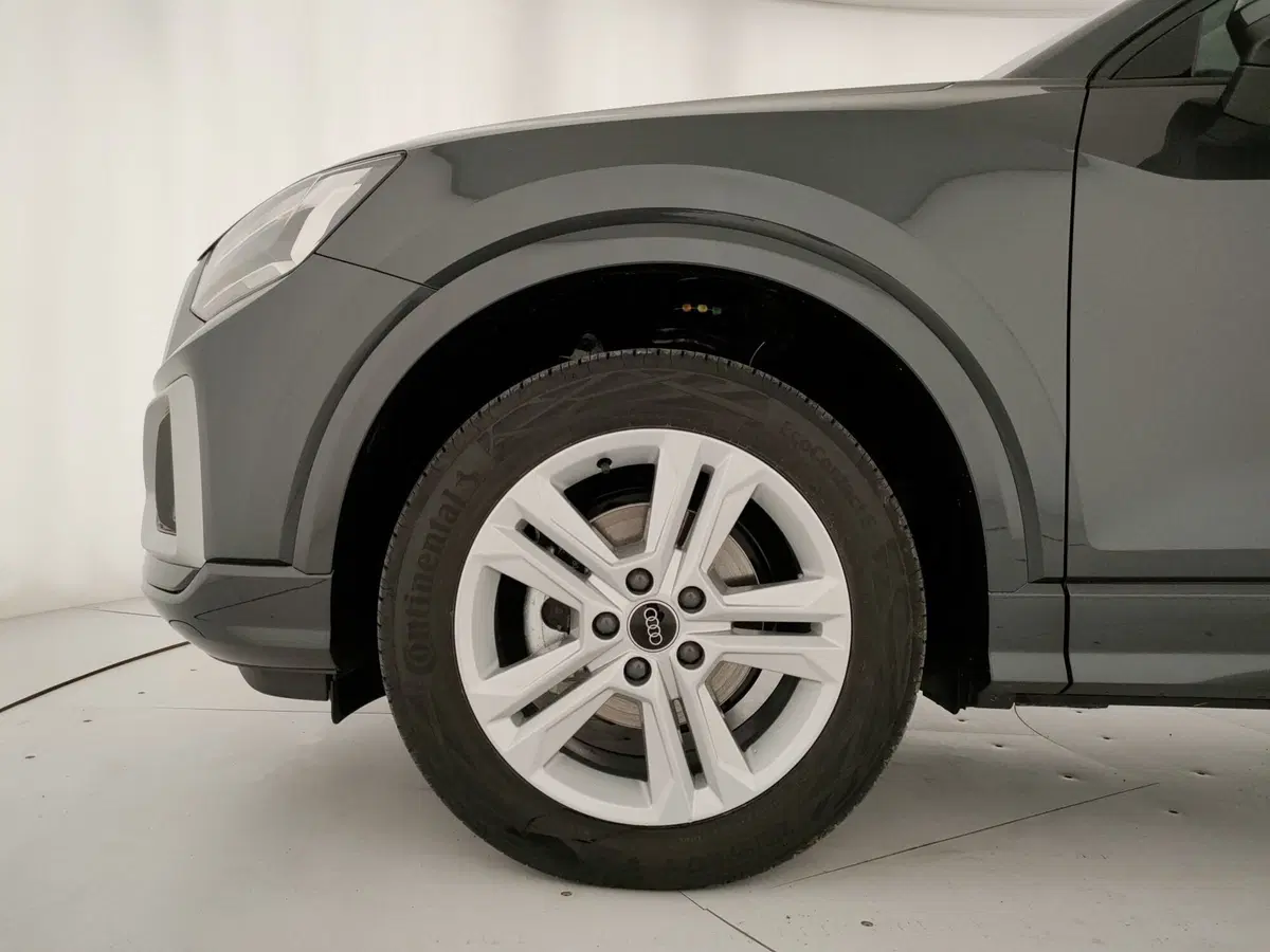 Audi Q2 nuova a Napoli (6)