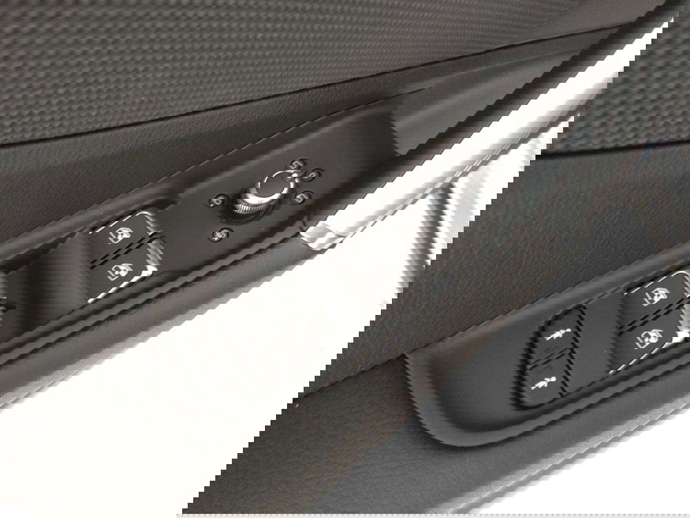 Audi Q2 nuova a Napoli (13)