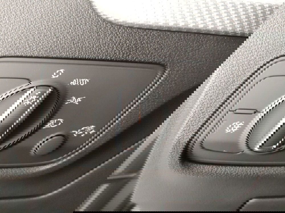 Audi Q2 nuova a Napoli (14)