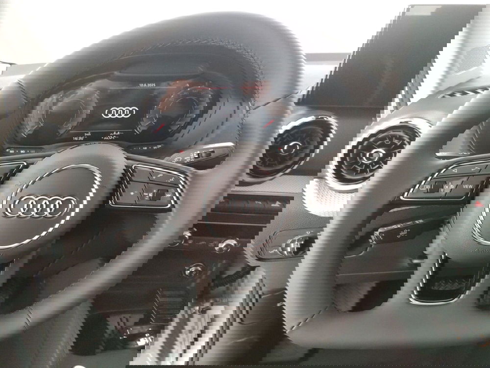 Audi Q2 nuova a Napoli (16)