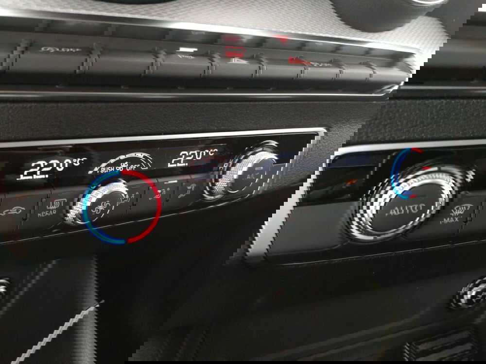 Audi Q2 nuova a Napoli (19)