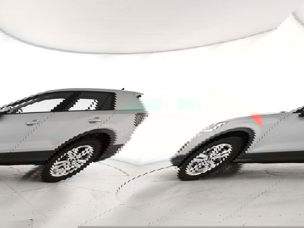 Audi Q2 nuova a Napoli (2)