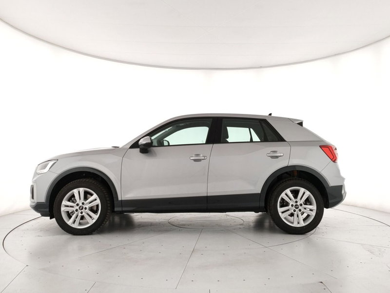 Audi Q2 nuova a Napoli (2)