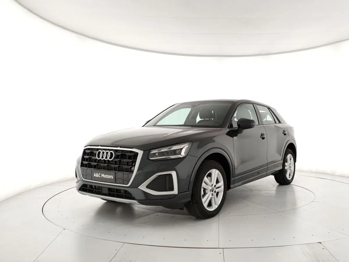 Audi Q2 nuova a Napoli