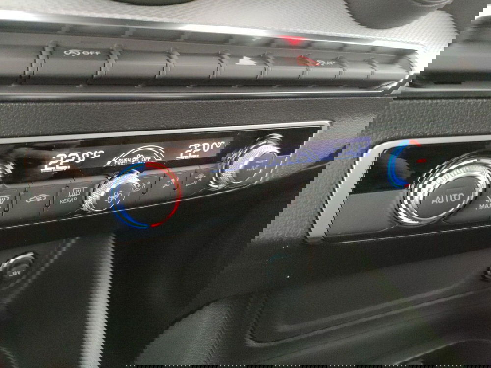 Audi Q2 nuova a Napoli (17)