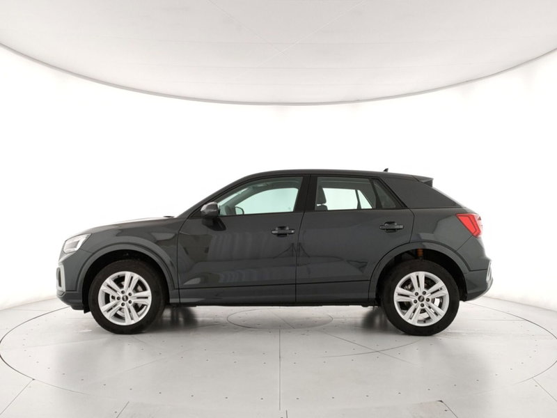 Audi Q2 nuova a Napoli (2)
