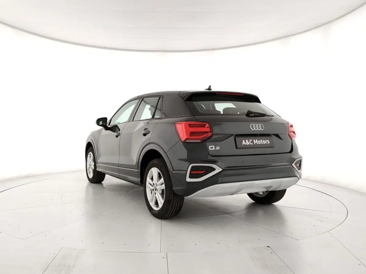 Audi Q2 nuova a Napoli (3)