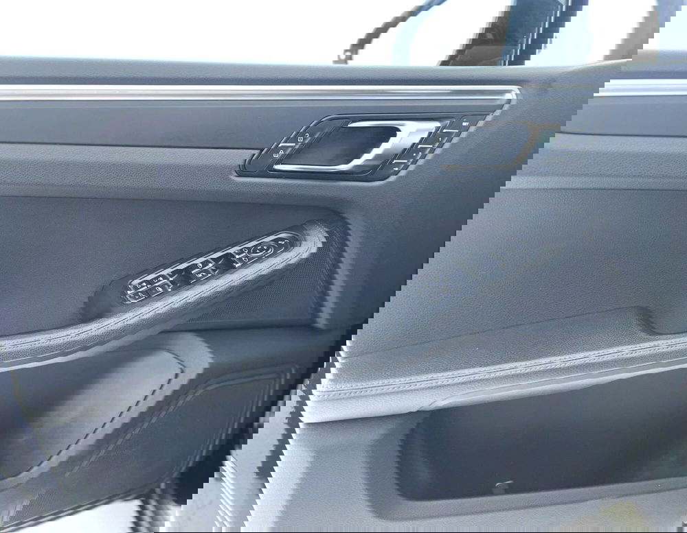 Porsche Macan usata a Perugia (14)