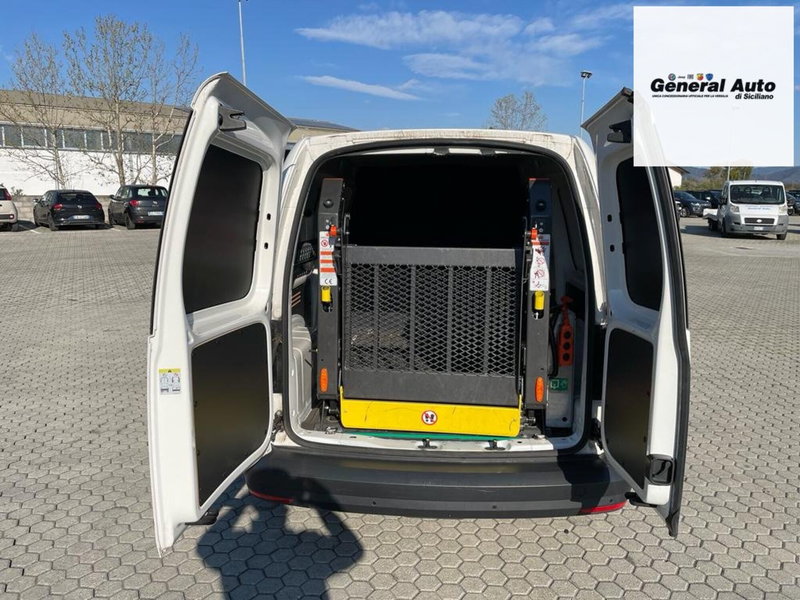 Volkswagen Veicoli Commerciali Caddy usata a Lucca (17)
