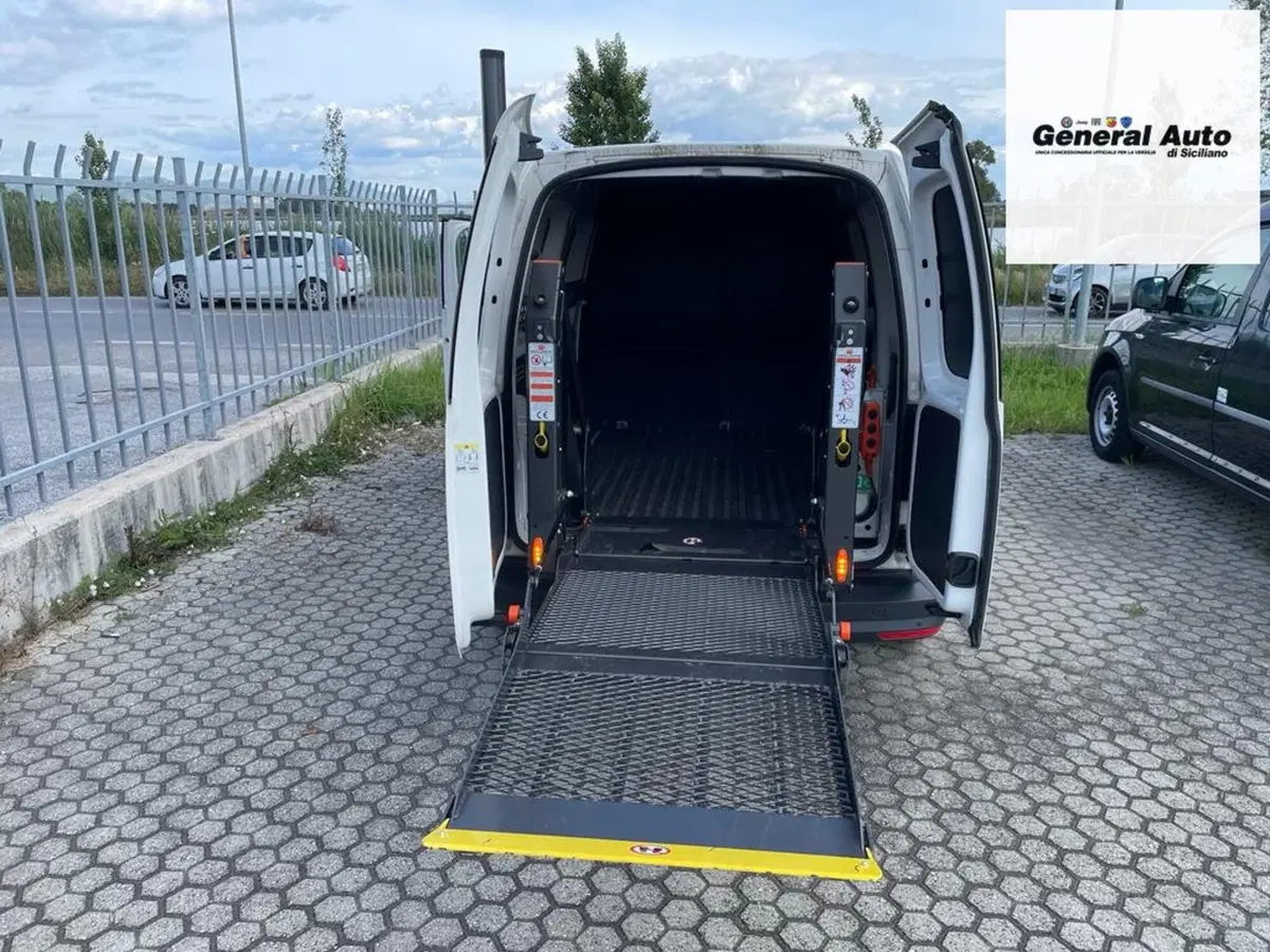 Volkswagen Veicoli Commerciali Caddy usata a Lucca (19)