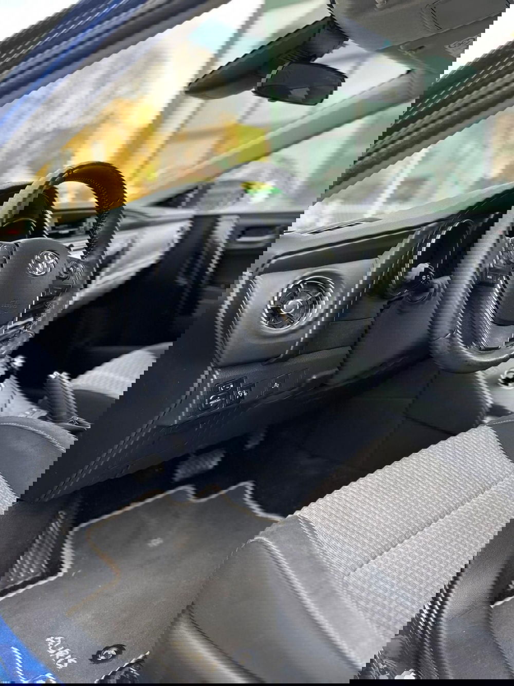 Toyota Auris usata a Firenze (11)