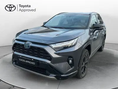 Toyota Rav4 HV (218CV) E-CVT 2WD Dynamic del 2022 usata a Curno
