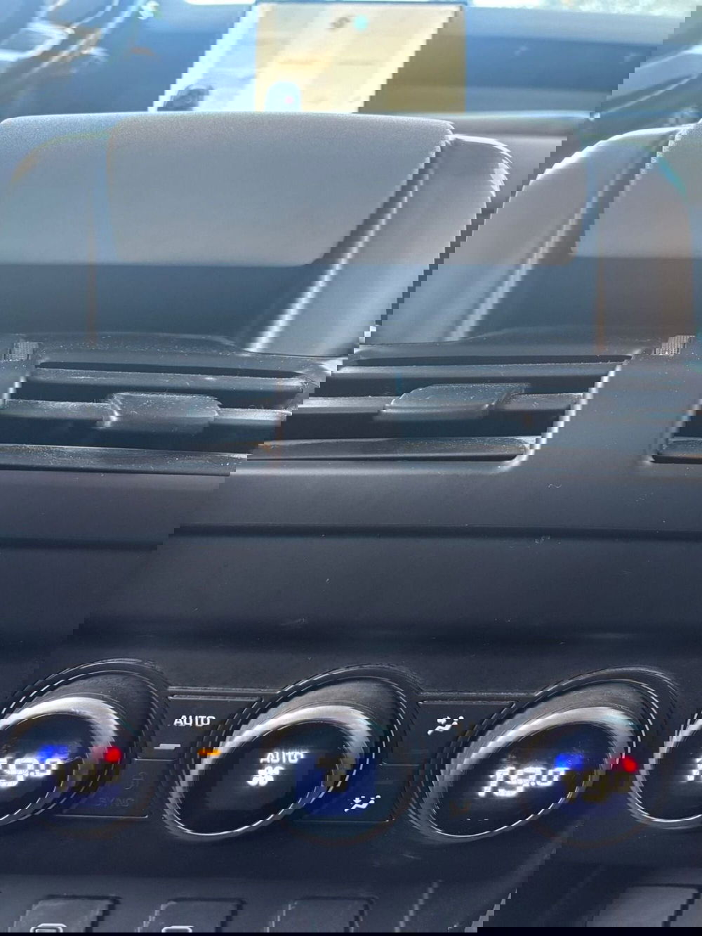 Land Rover Defender usata a Firenze (11)