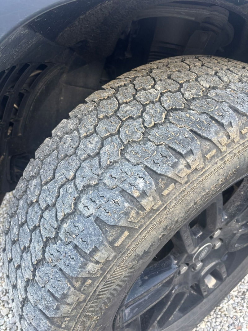 Land Rover Defender usata a Firenze (17)