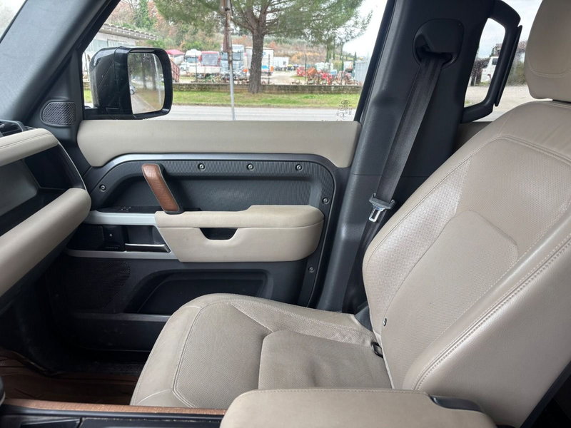 Land Rover Defender usata a Firenze (3)