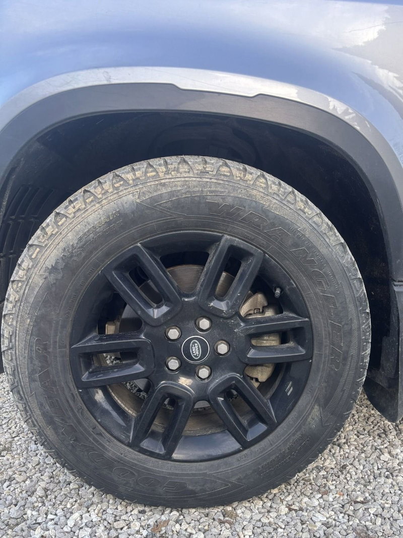 Land Rover Defender usata a Firenze (5)