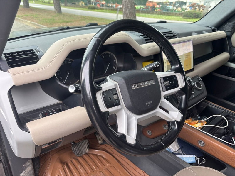 Land Rover Defender usata a Firenze (8)