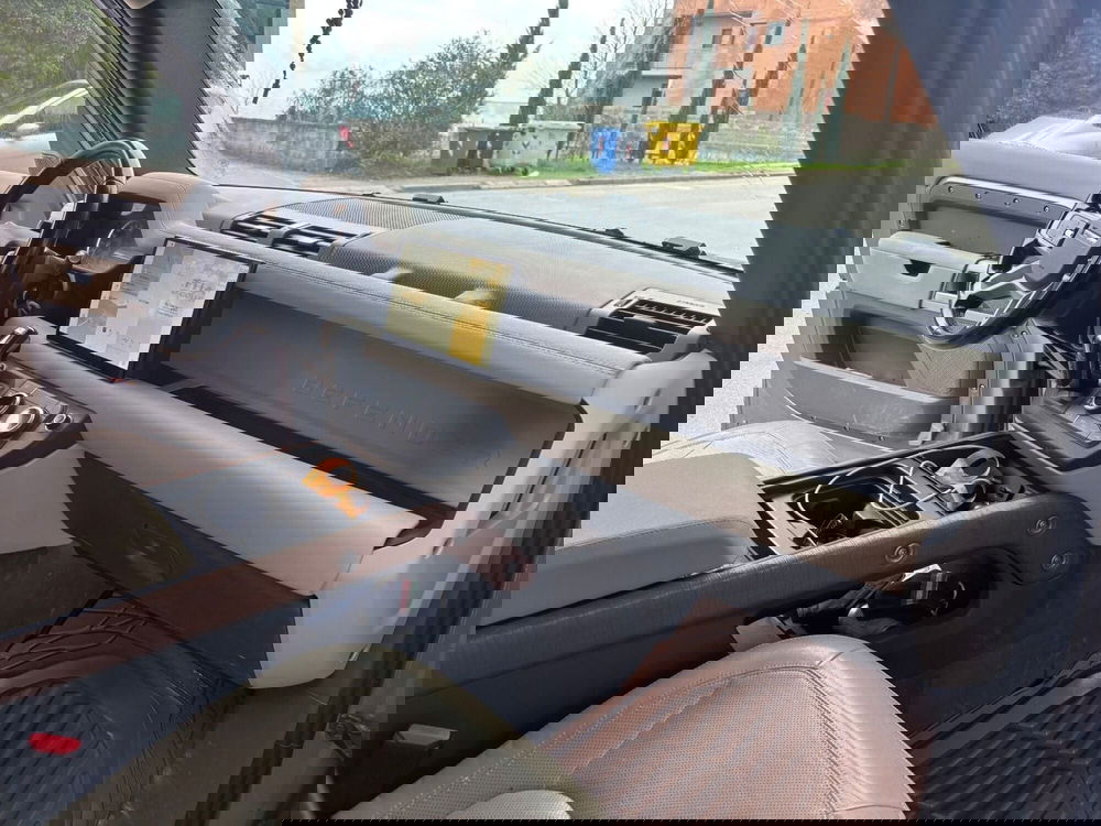 Land Rover Defender usata a Firenze (9)