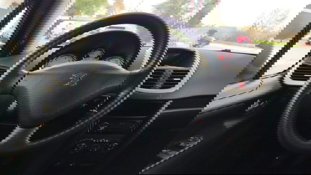 Peugeot 207 usata a Firenze (15)