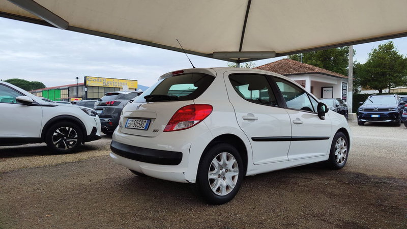 Peugeot 207 usata a Firenze (9)