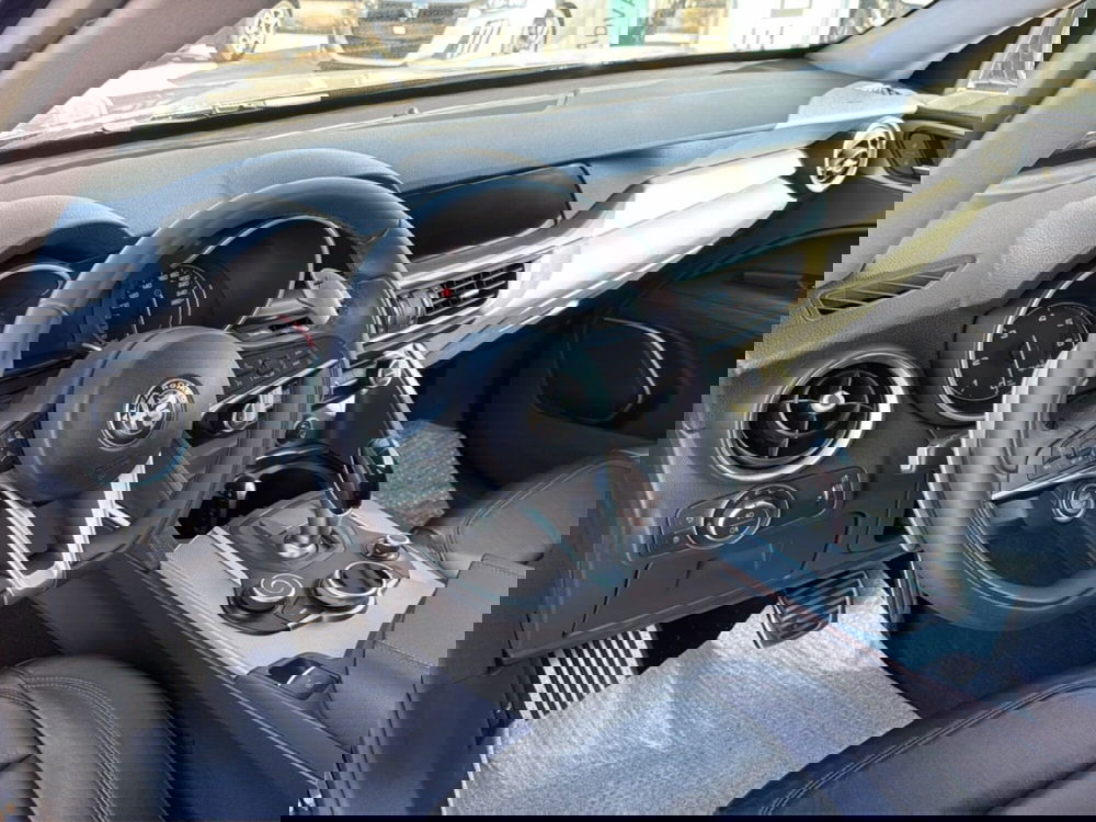 Alfa Romeo Stelvio usata a Frosinone (20)