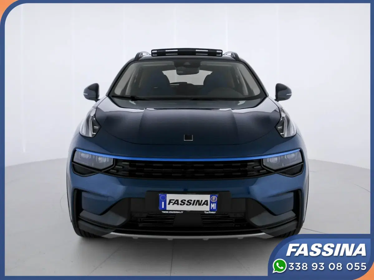 Lynk & Co 01 usata a Milano (2)