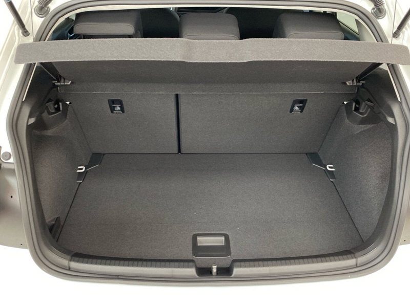 Volkswagen Polo nuova a Lodi (9)