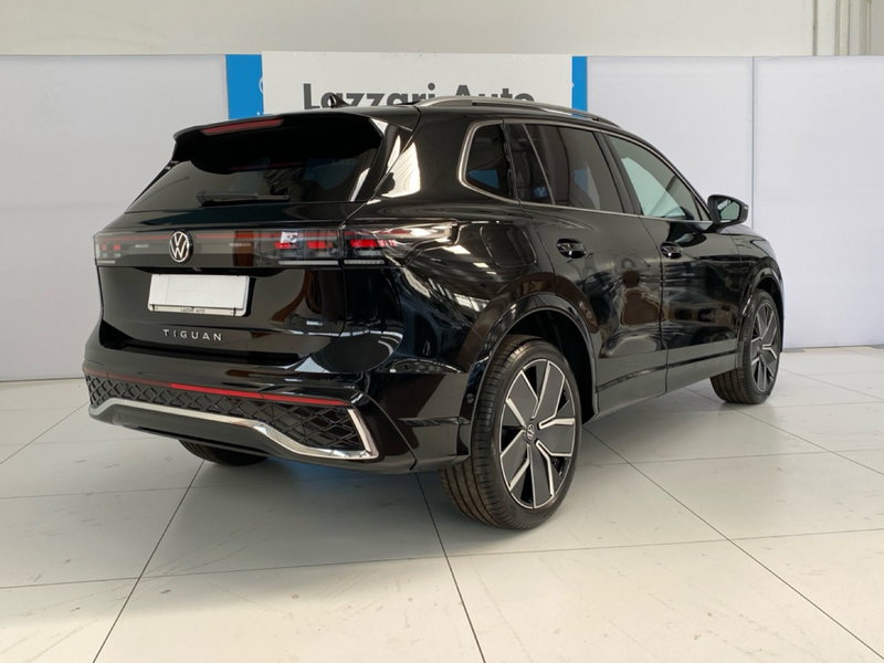 Volkswagen Tiguan nuova a Lodi (4)