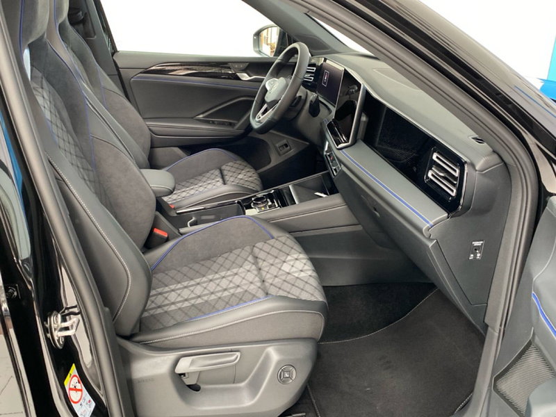 Volkswagen Tiguan nuova a Lodi (6)