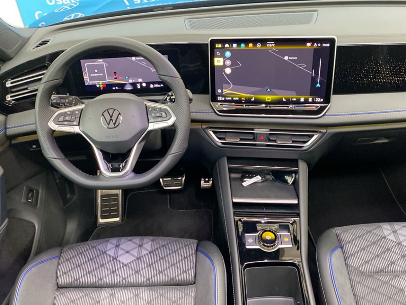 Volkswagen Tiguan nuova a Lodi (9)