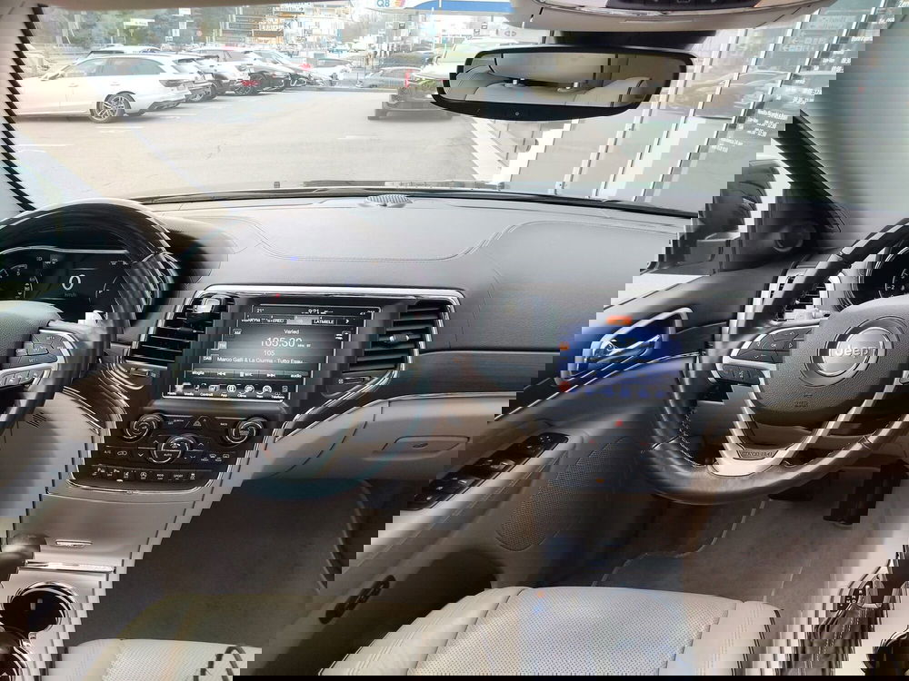 Jeep Grand Cherokee usata a Modena (7)