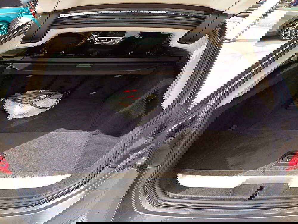 BMW Serie 3 Touring usata  (13)