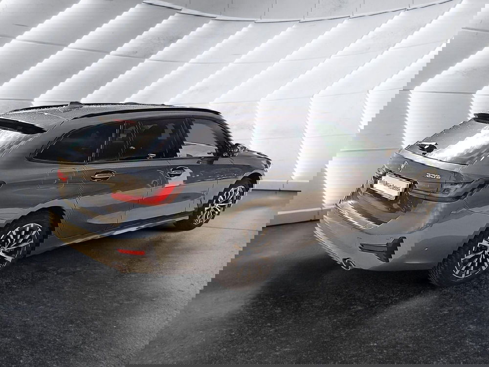 BMW Serie 3 Touring usata  (4)