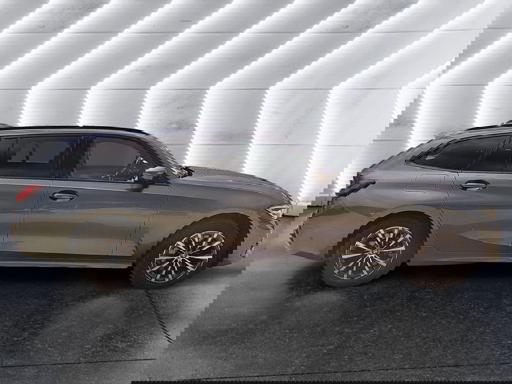 BMW Serie 3 Touring usata  (5)