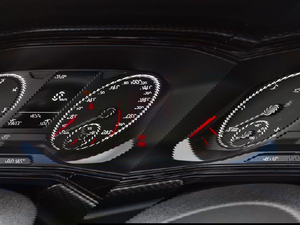 Volkswagen T-Cross usata  (12)