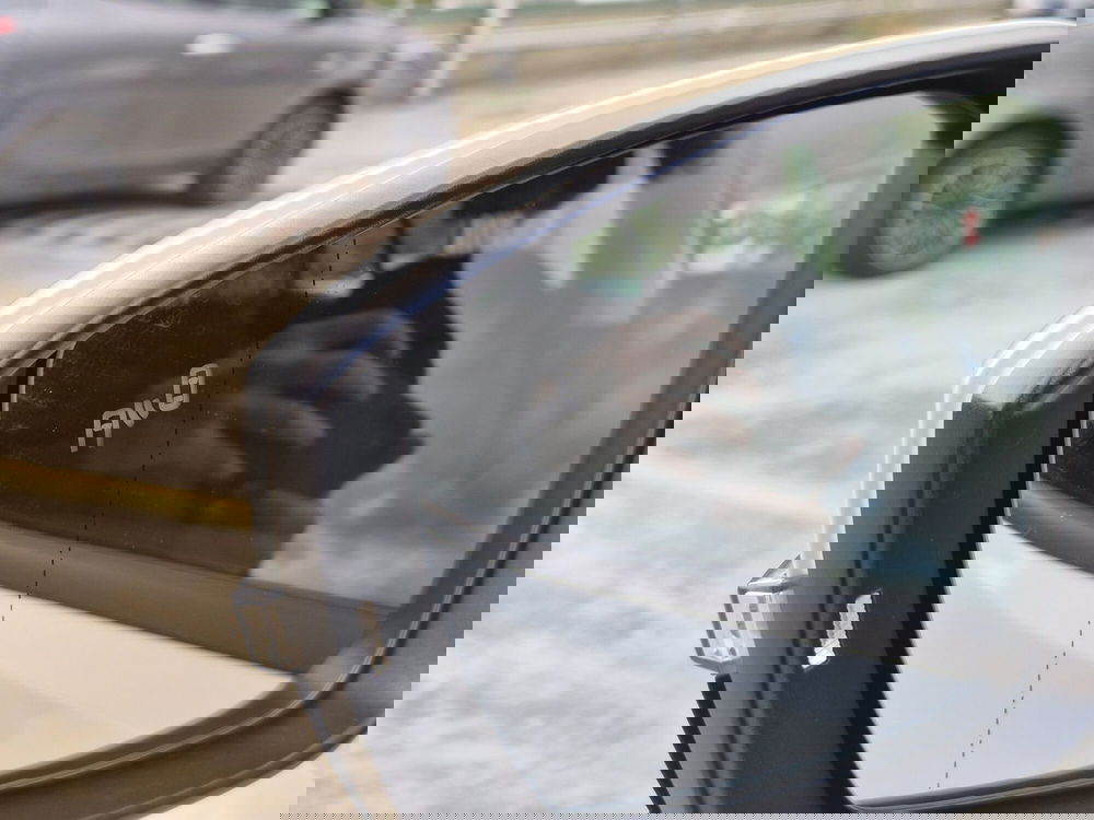 Volkswagen T-Cross usata  (19)