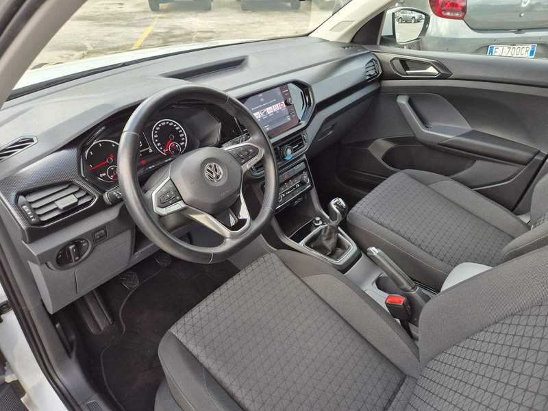 Volkswagen T-Cross usata  (6)