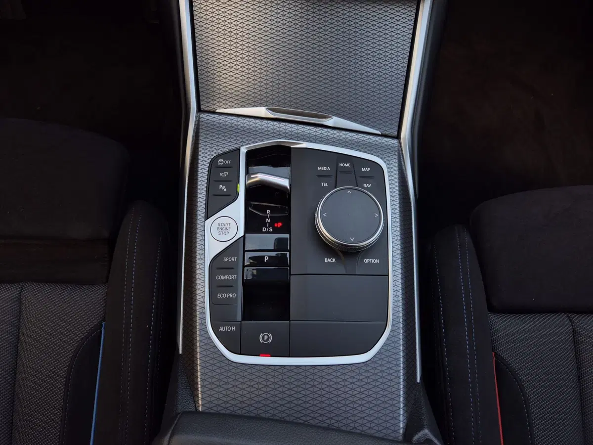 BMW Serie 3 Touring usata  (10)