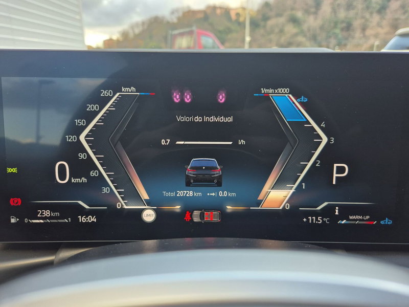 BMW Serie 3 Touring usata  (14)