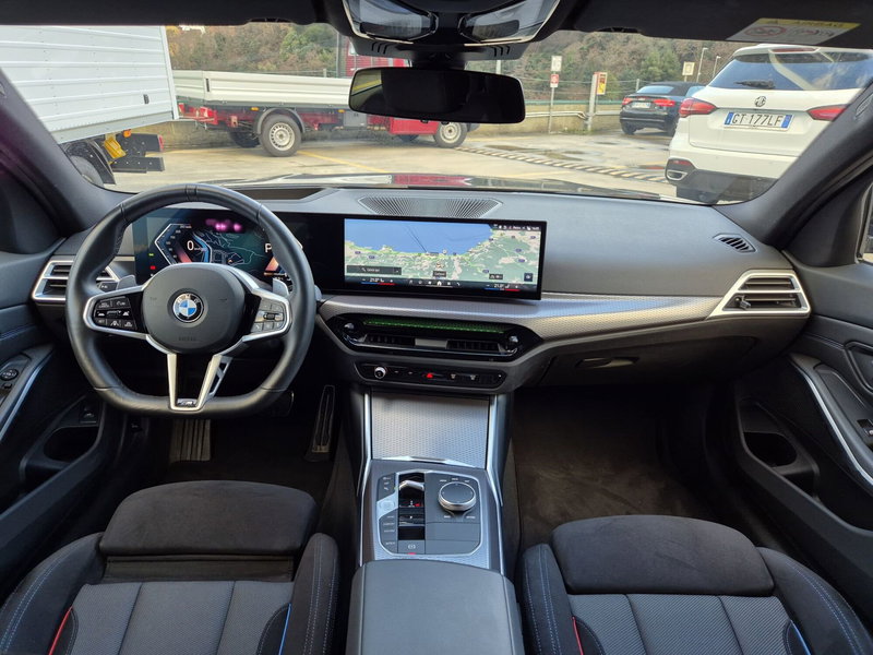 BMW Serie 3 Touring usata  (8)