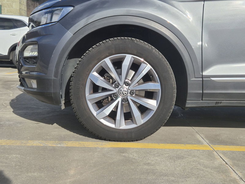 Volkswagen T-Roc usata  (12)