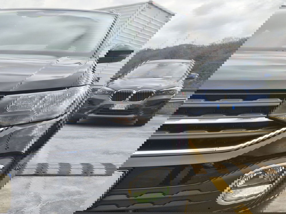 Volkswagen T-Cross usata  (15)