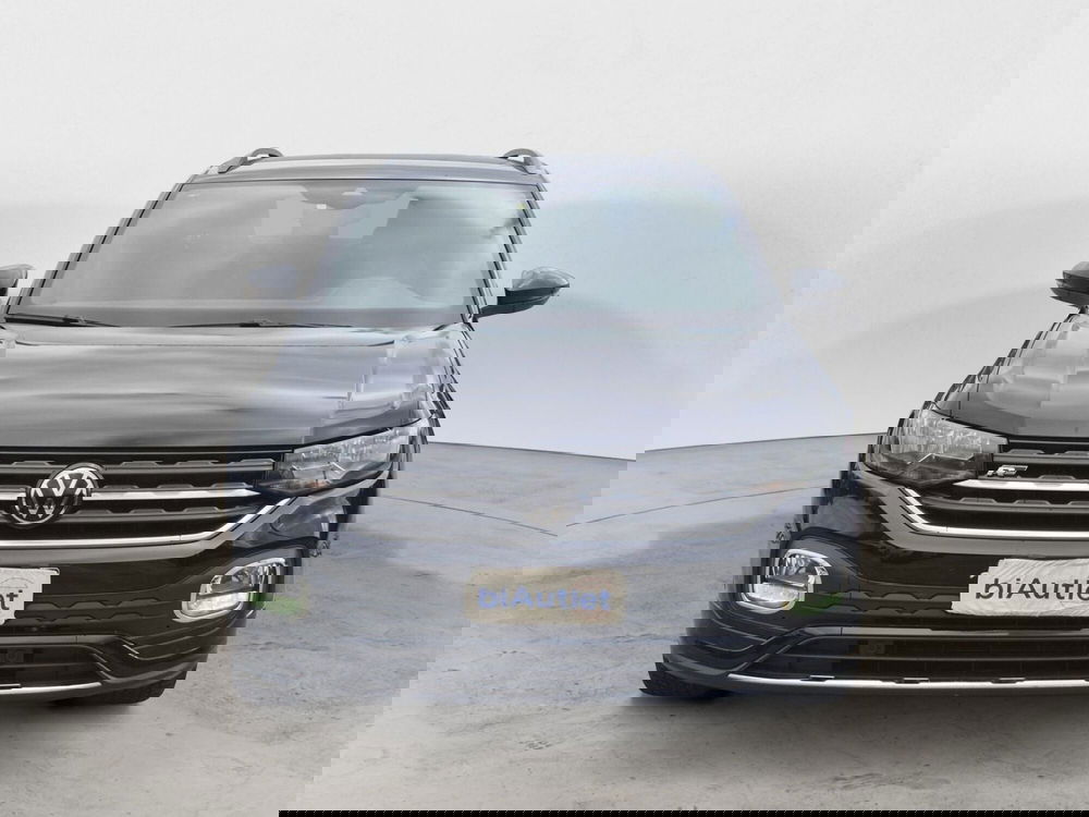 Volkswagen T-Cross usata  (2)