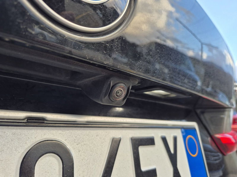 BMW Serie 3 Touring usata  (16)